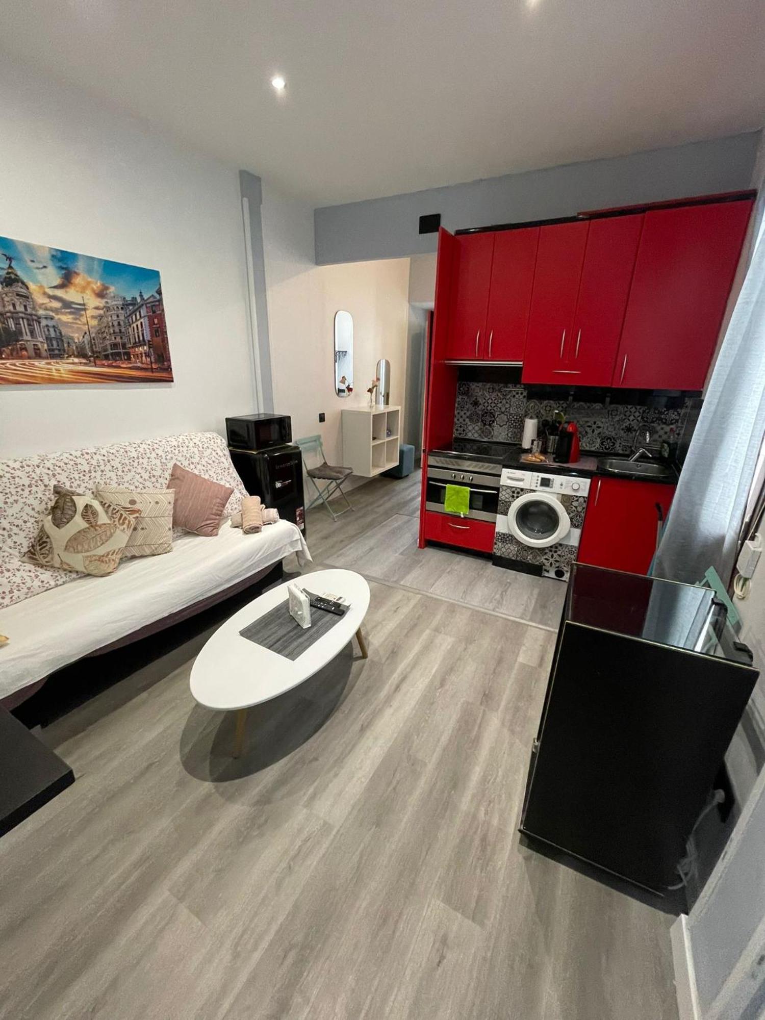 Cebada Love Apartment Madrid Ngoại thất bức ảnh